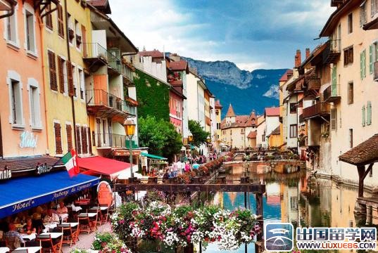 法国最美十大风情小镇
